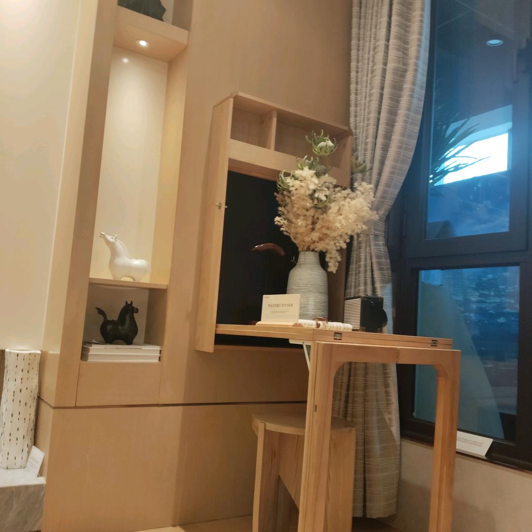 A爱嘉  任经理