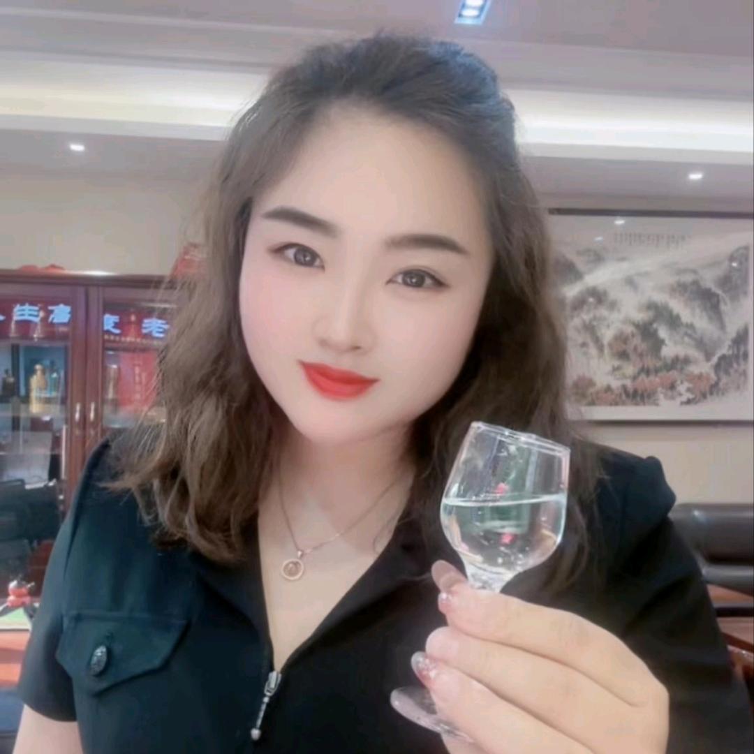 爱喝酒@胡美丽
