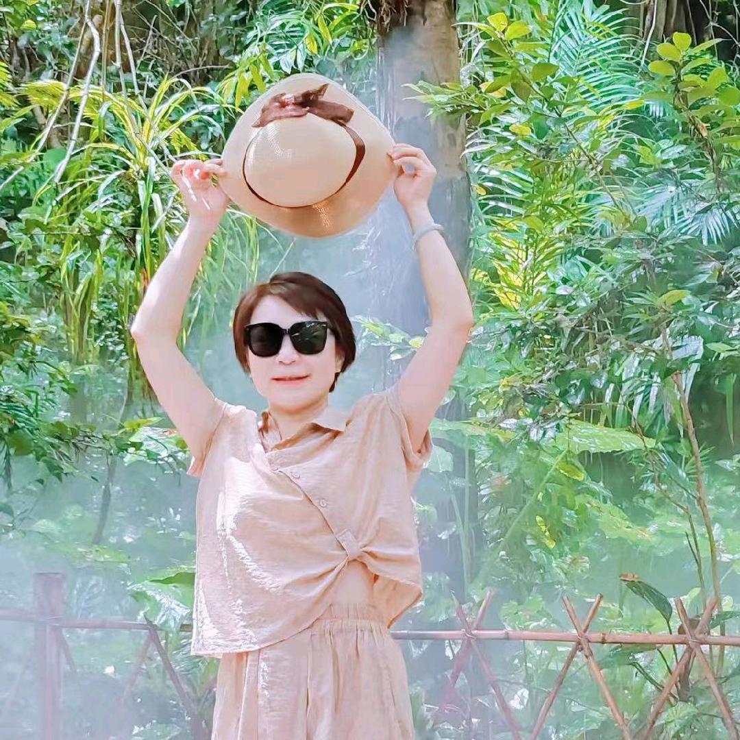 玮依