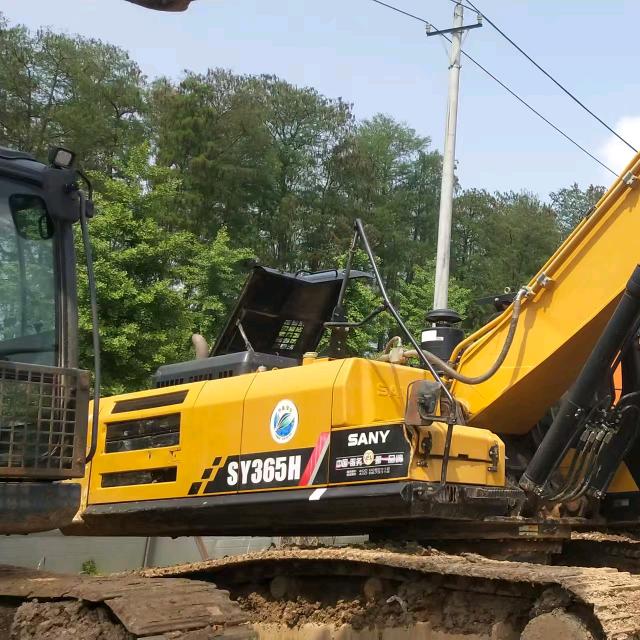 通山大中小挖机带炮锤出租