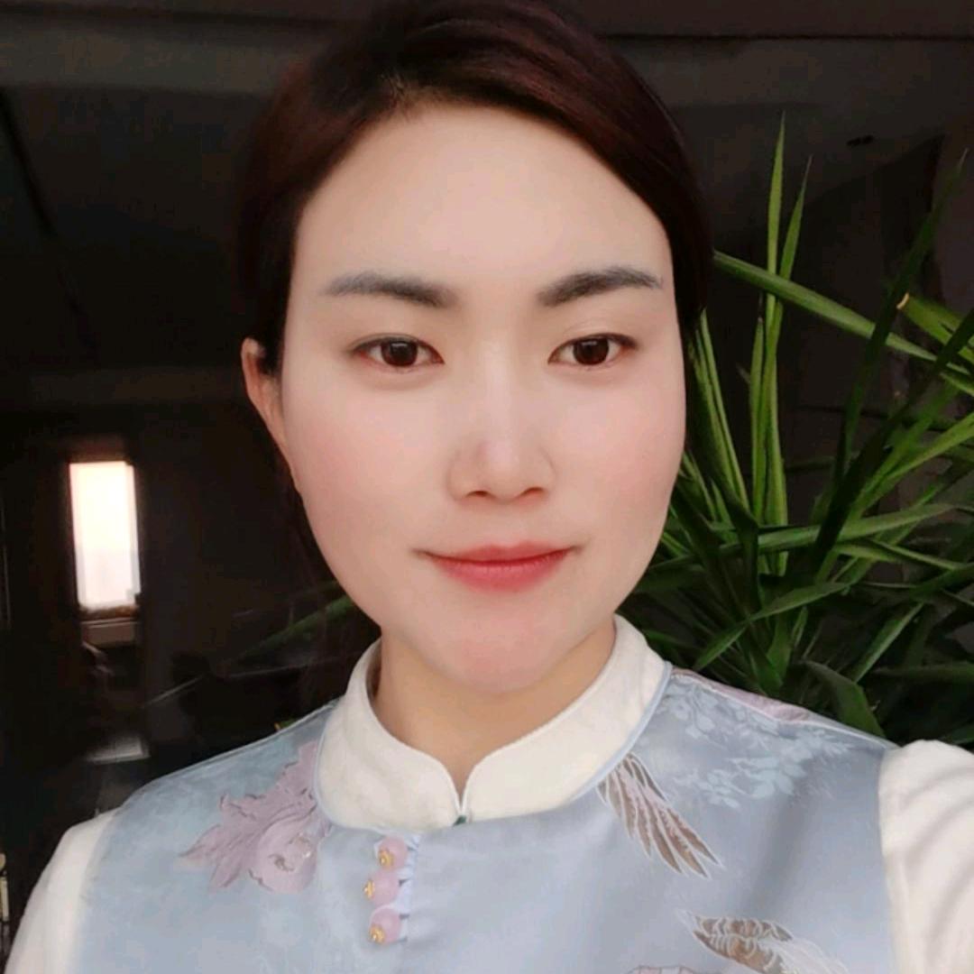 一米阳光系统门窗邓姐