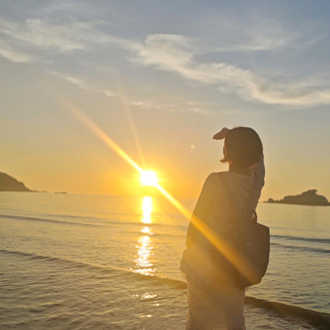 ꧔ꦿꦿ꯭💞冷༄༊࿆暖ღ自知💞᭄