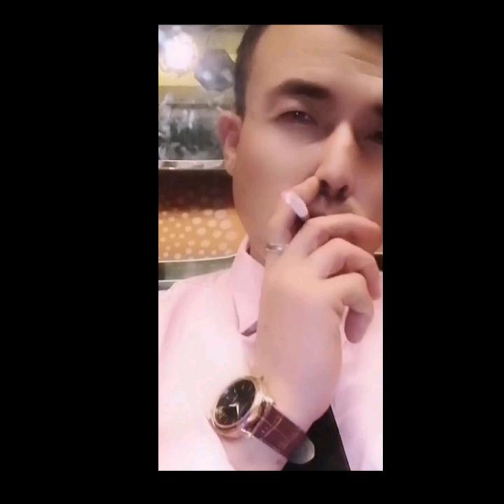 找个有钱的才可以配我🧚‍♂️🧚‍♂️