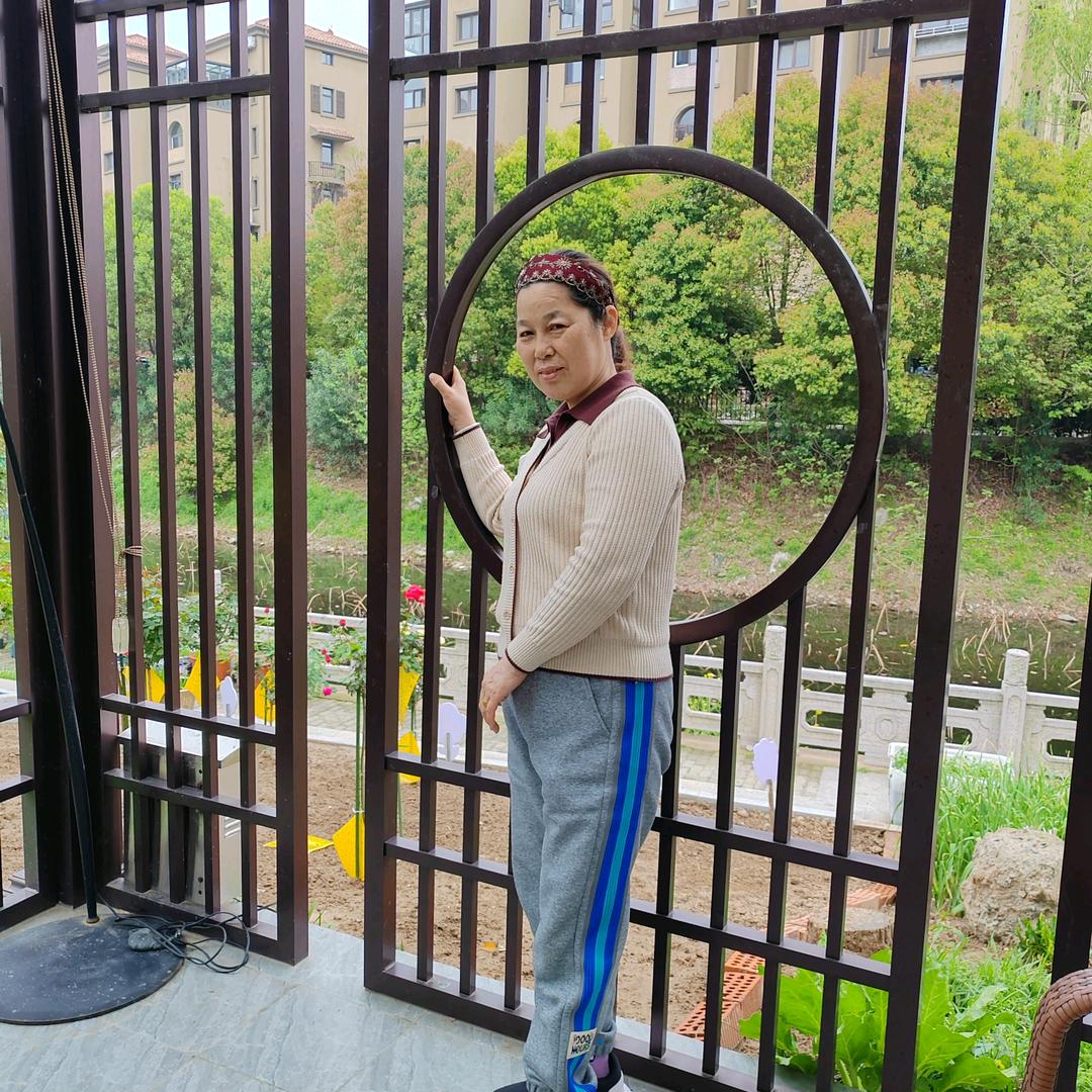 豆豆奶奶（周广凤）