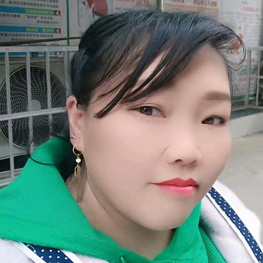 三枝玫瑰