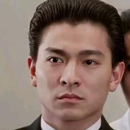 傻男孩