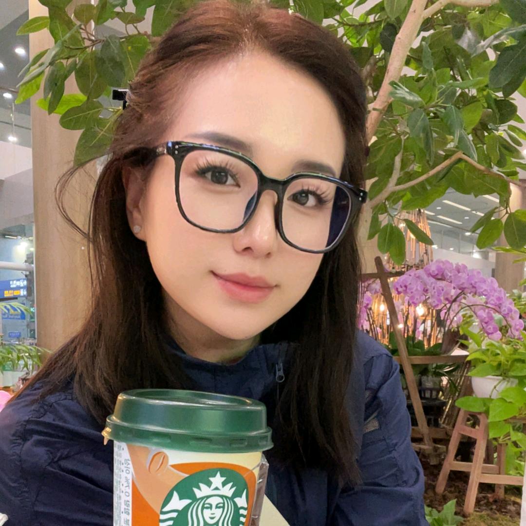 酒乐乐高平广场店