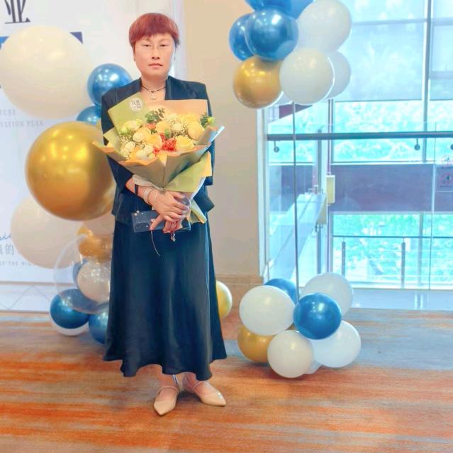 璧山91年兰兰带货