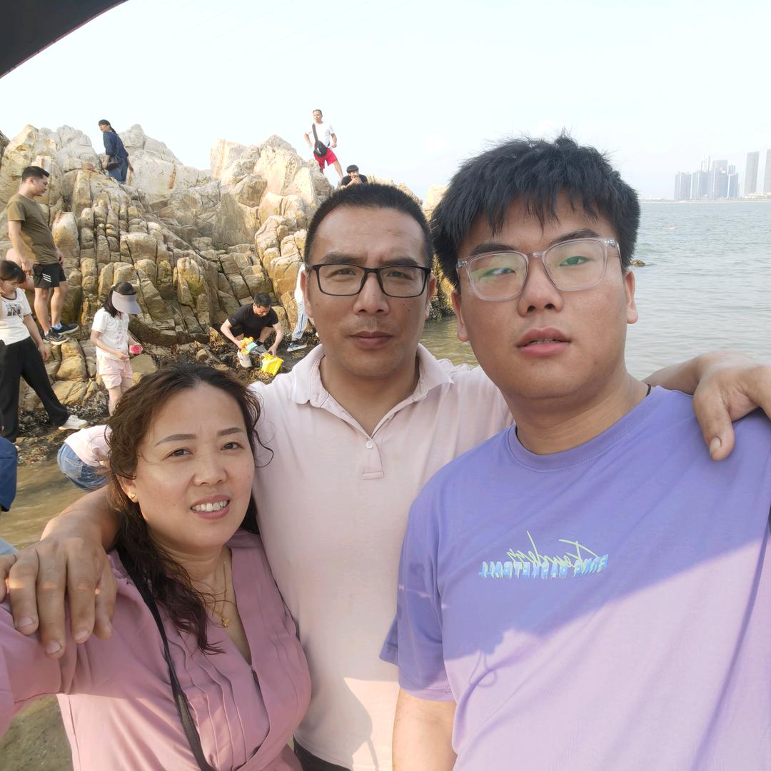 大阳小阳咩咩羊