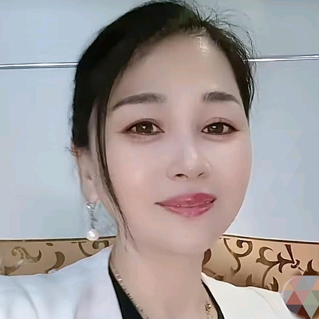 霞姐爱唱歌