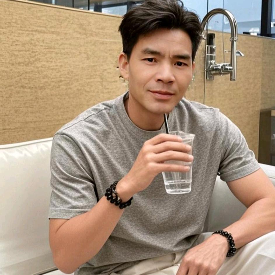 酷炫男孩