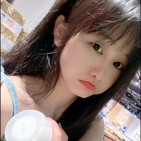 红色的玫瑰🌹