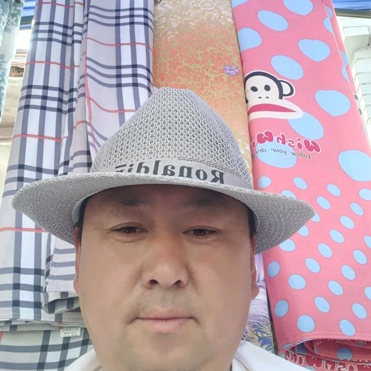 地摊王哥