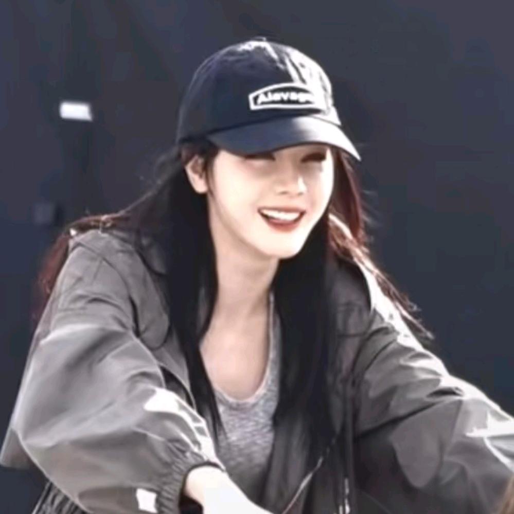 小v巴巴（见过热巴版）