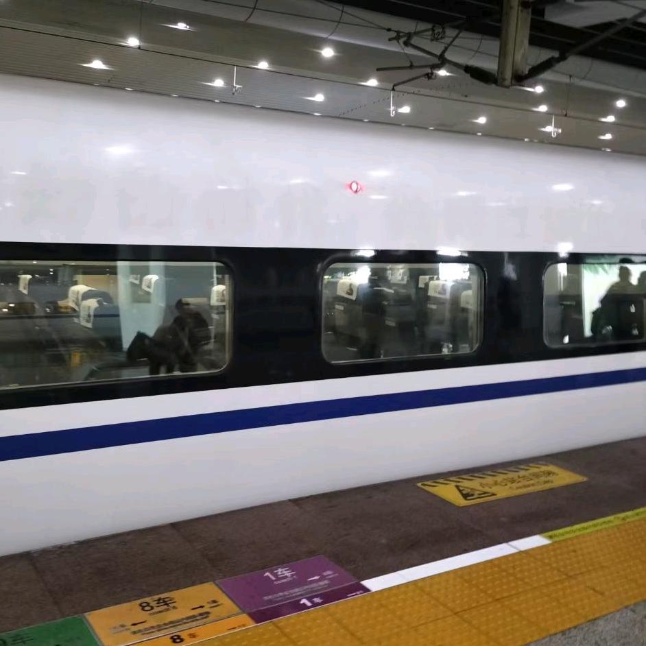 广铁广段CRH