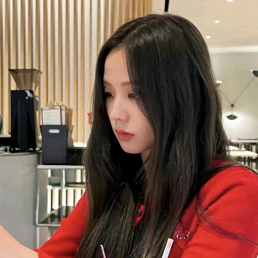 Nicoleyaaa(JISOO合照版)