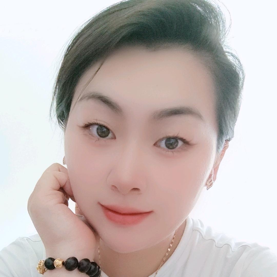 单眼皮的兔子