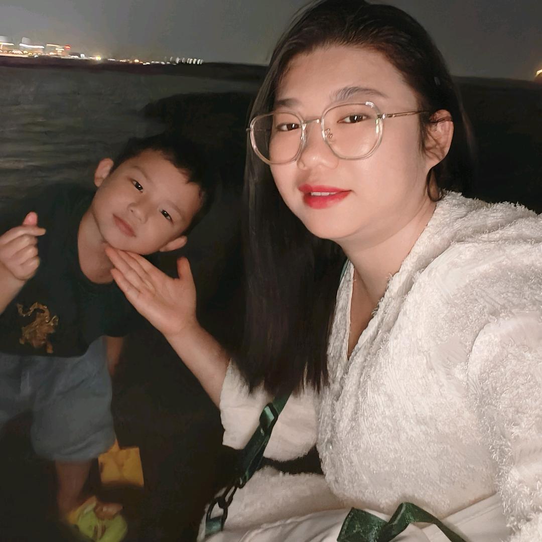 570❤️鲁翠连