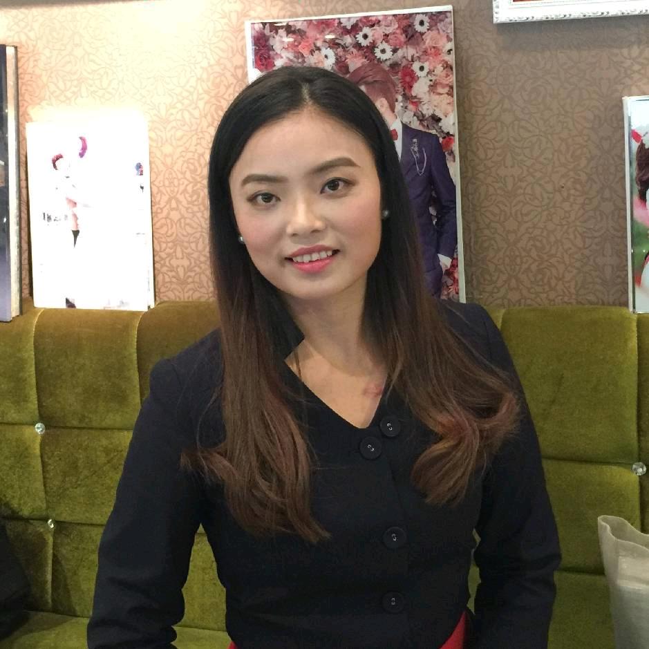 大眼妹