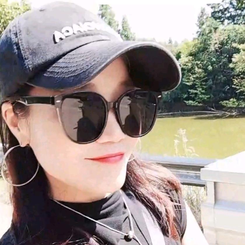 湘江外滩艳子曳舞团
