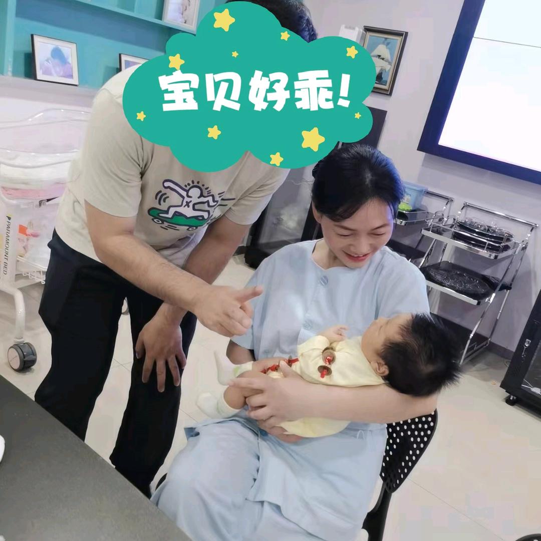 月嫂改改义务带人