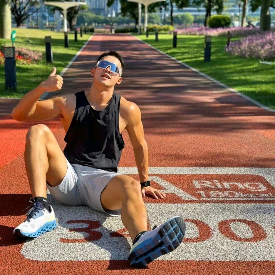 猿始主义跑酷-怪兽老师