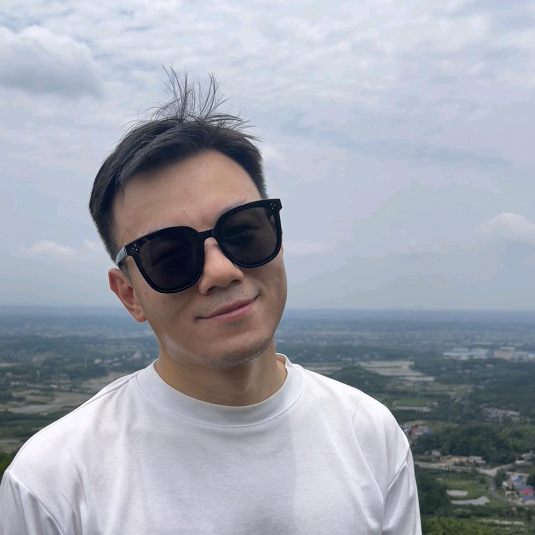 邹大白