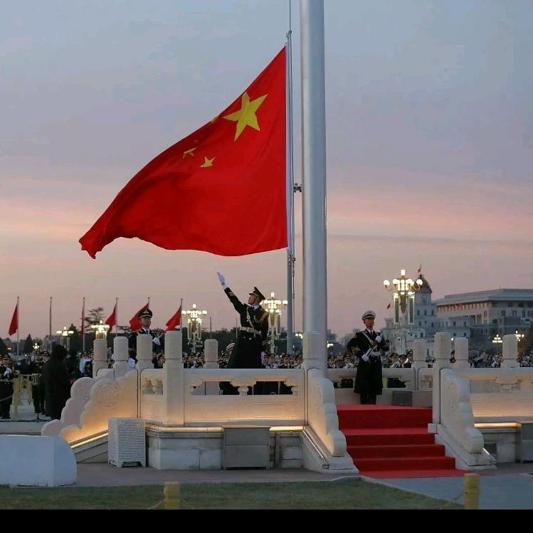 发光┞卩东┧发热