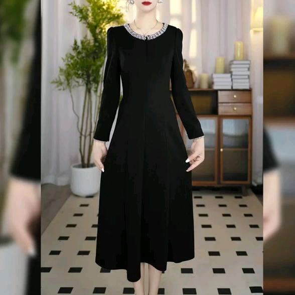 婉依裳女装工厂店