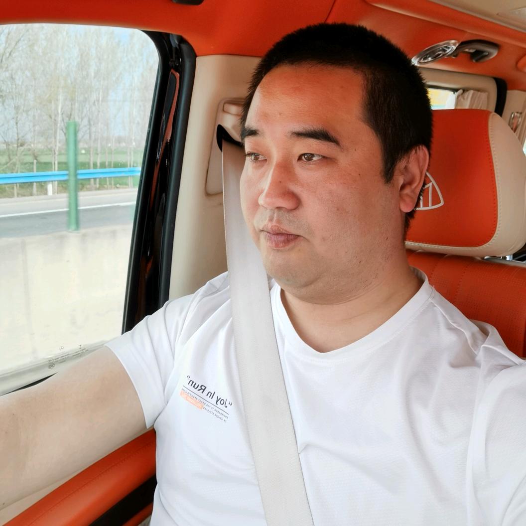 看大门的凡大爷