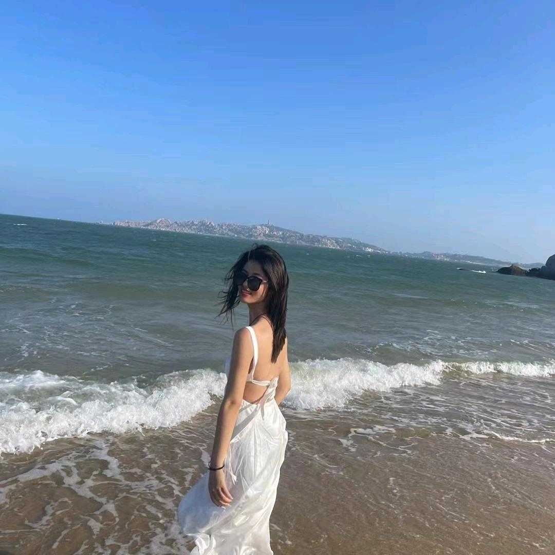 洪佳宁ing