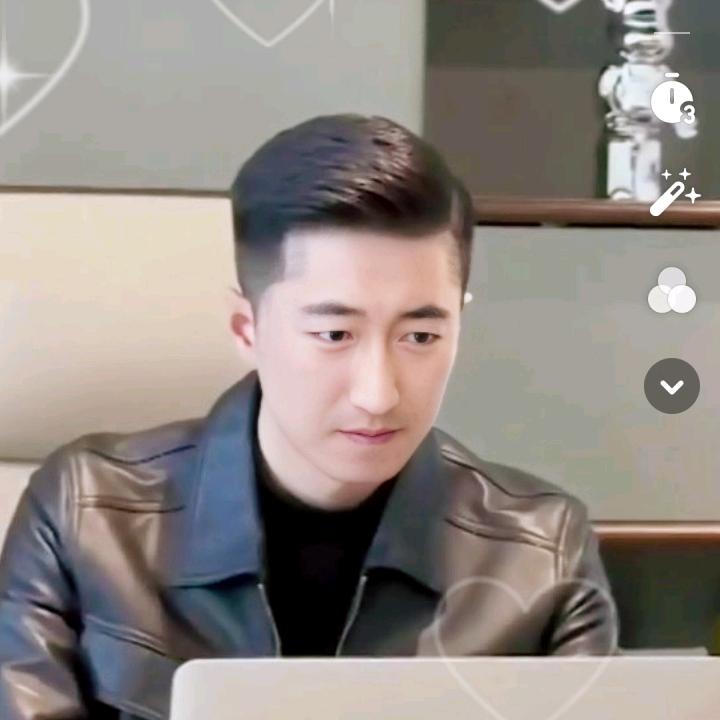 哈尔adhe.