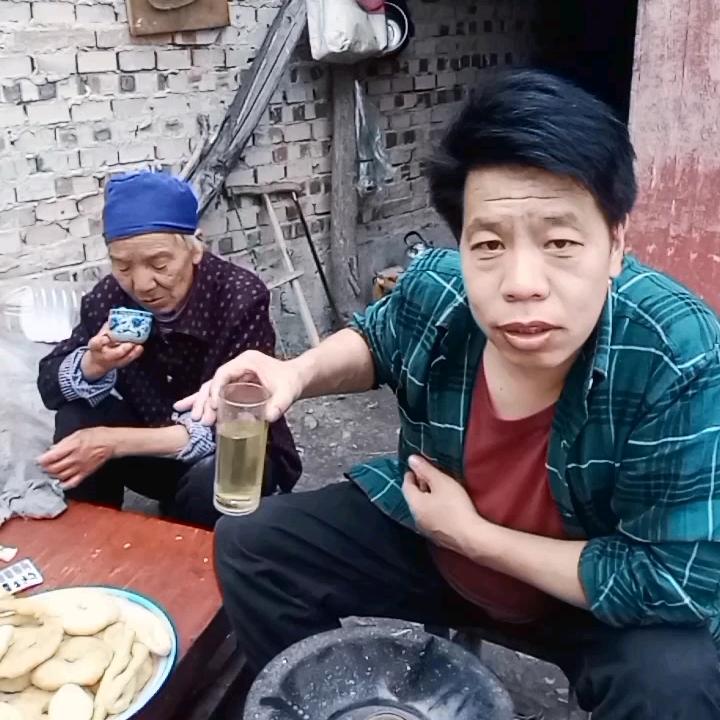 袁小播