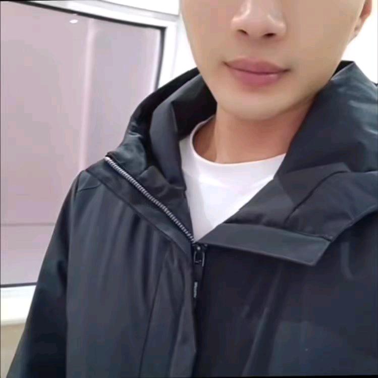 策策，(正能量)