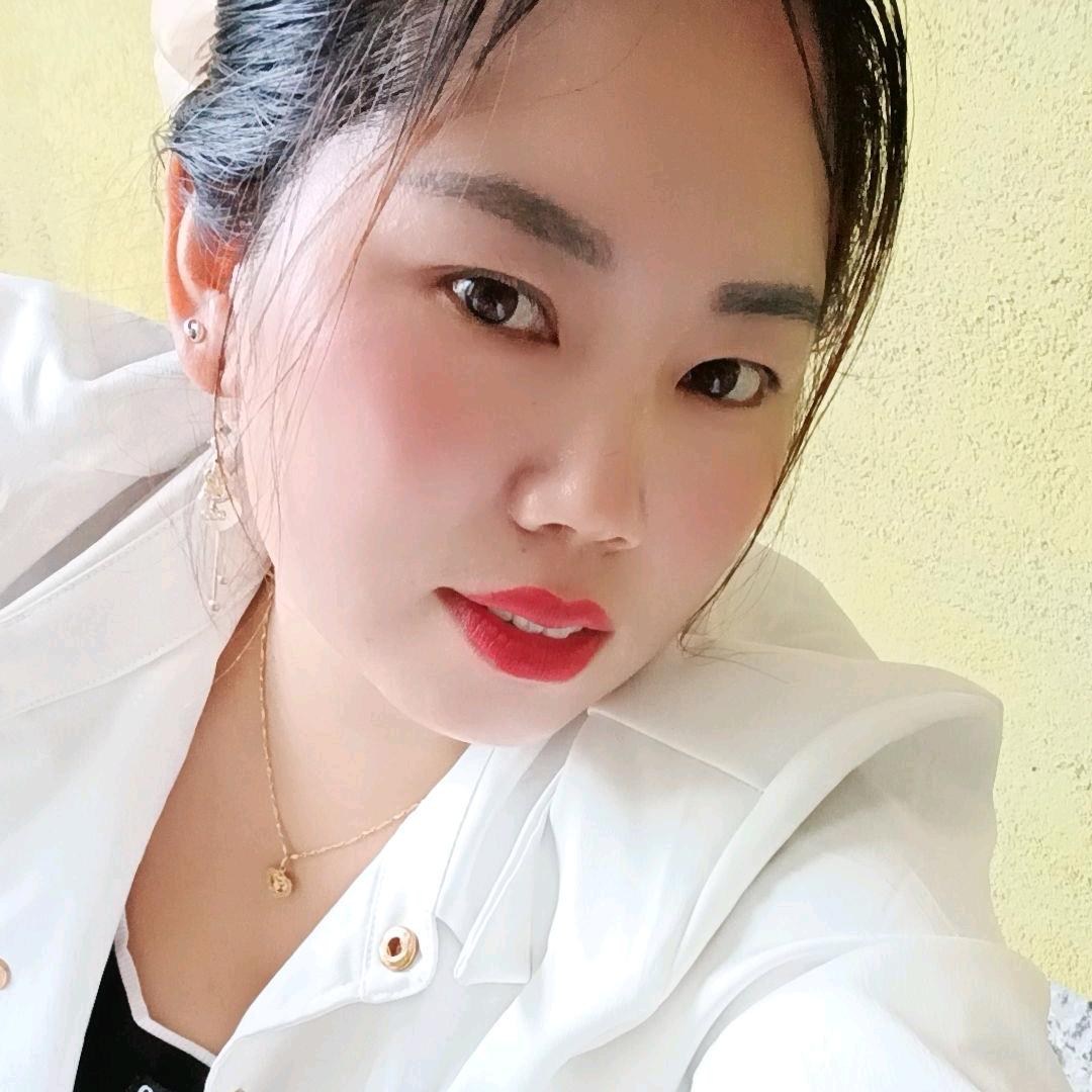 天在下雨，我在想你。