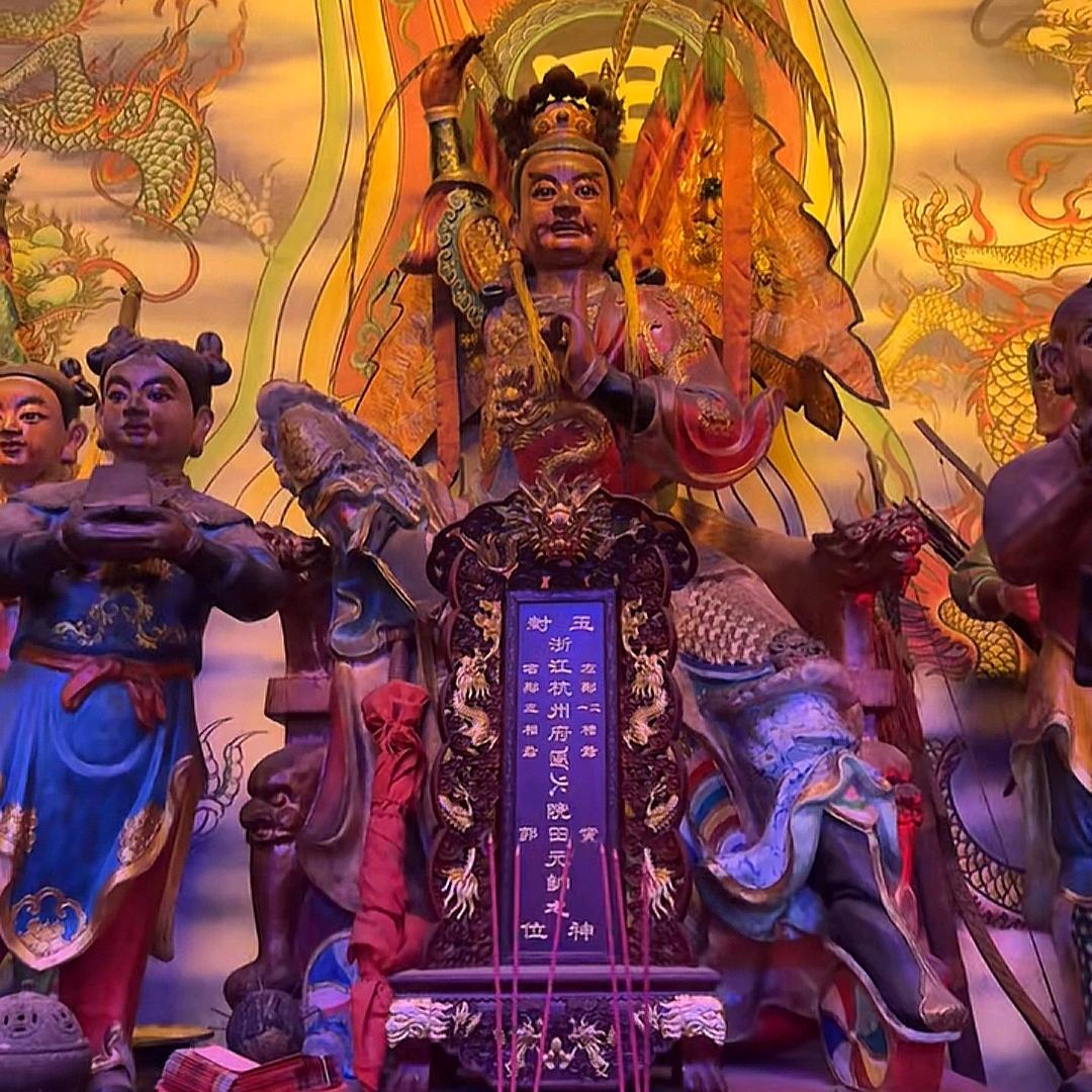 龍霸天下。