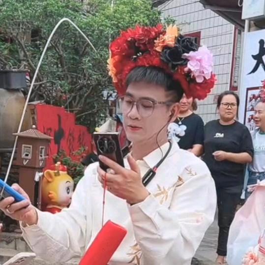 心凉⁹⁵⁸⁸【蔡超甄选】