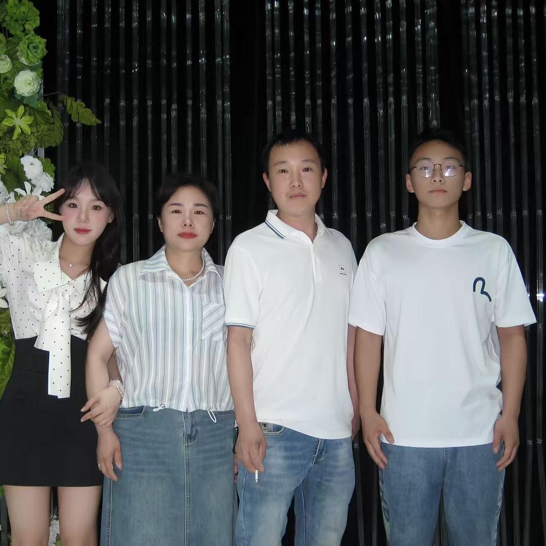 偶遇🍒你@🌹🌹《拒绝私聊》