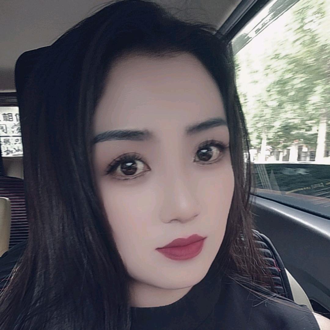 中银金行导购玲姐