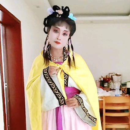 阳光下的我