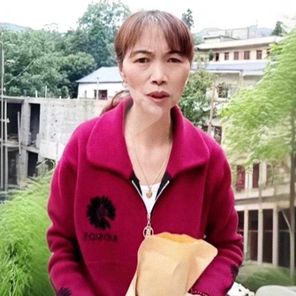 小彭（不定时开播）