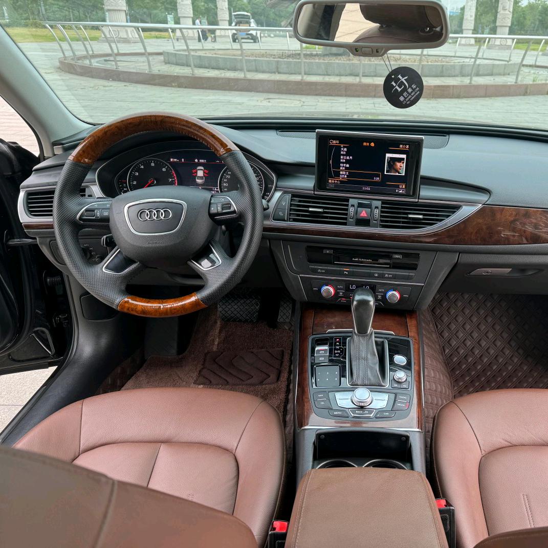 收破烂儿的小伙