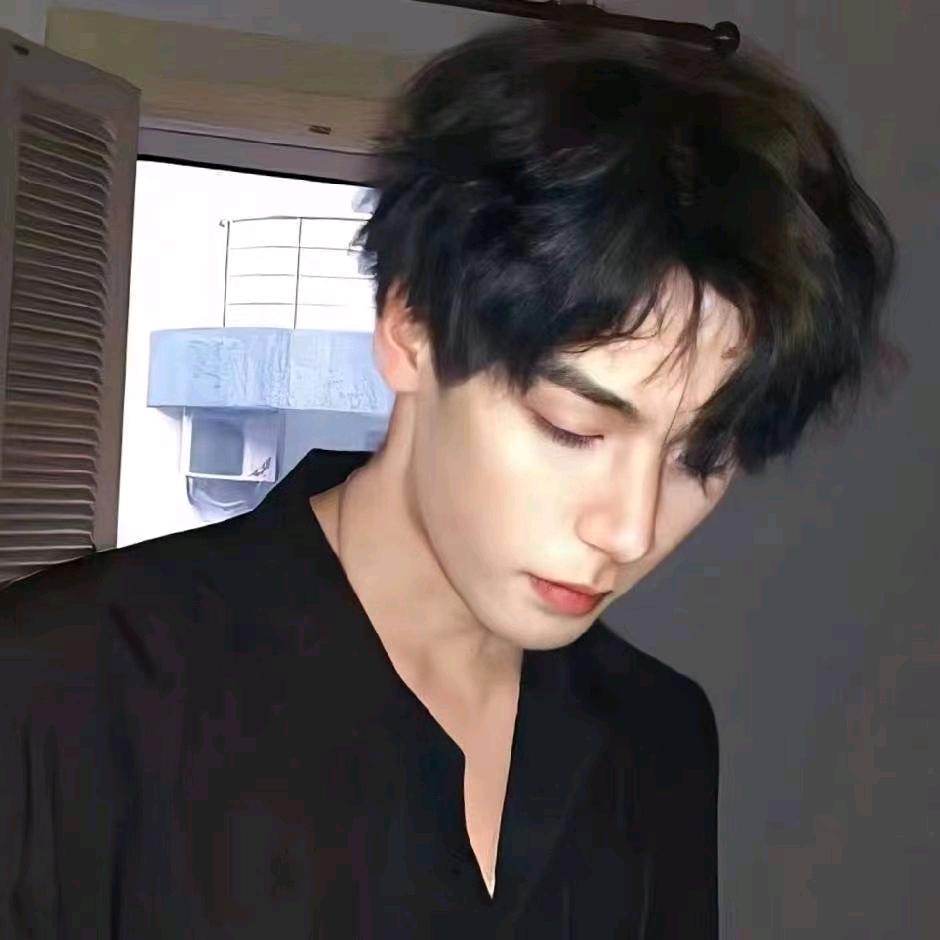 家辉发型设计（龙哥说洗护点橱窗）