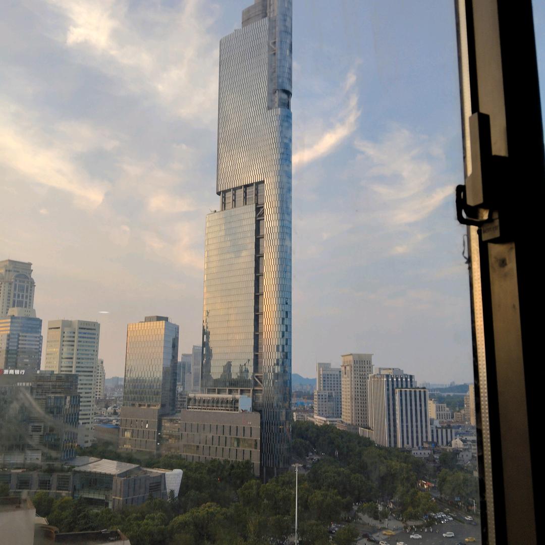 官爷爷