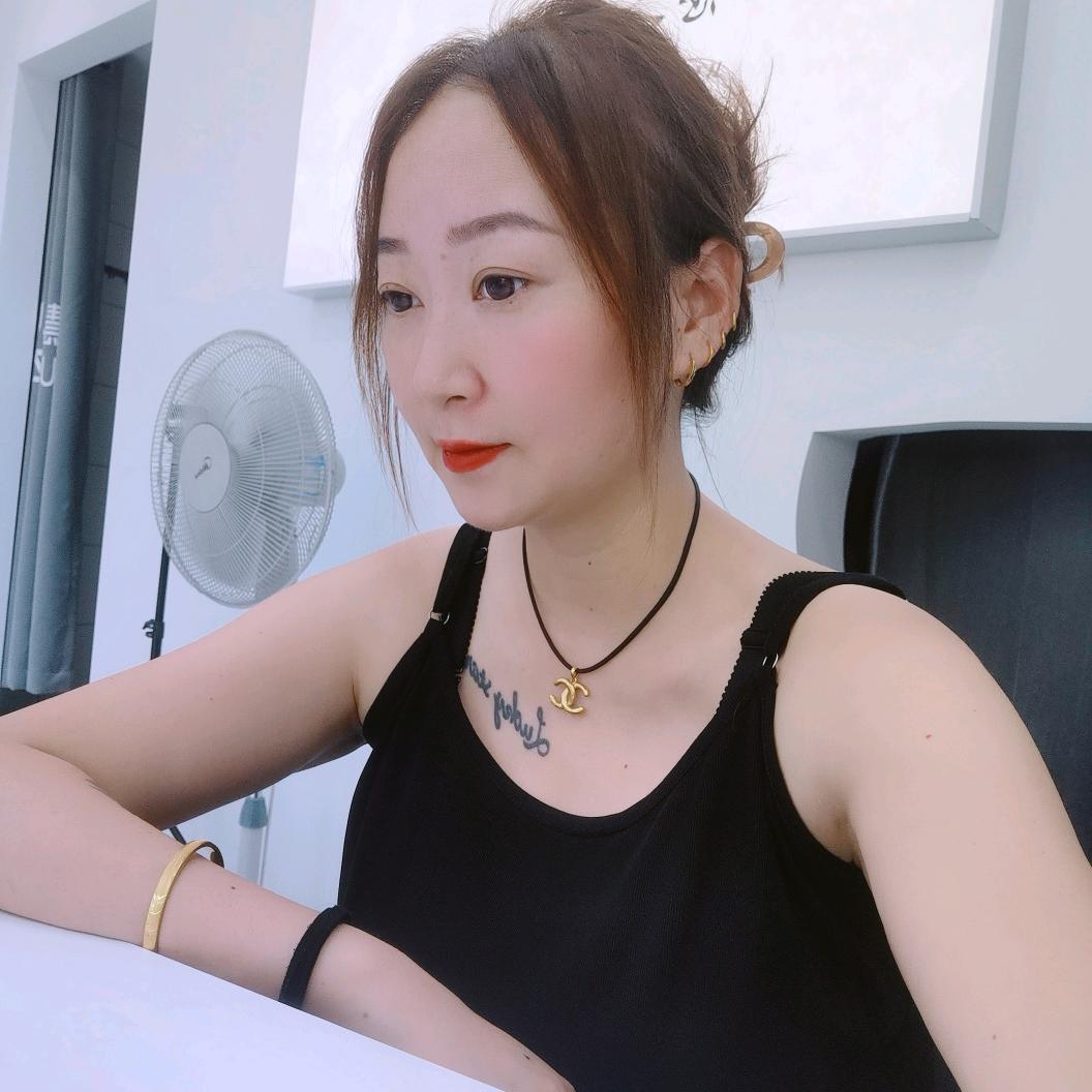曹莓冰淇淋🌸