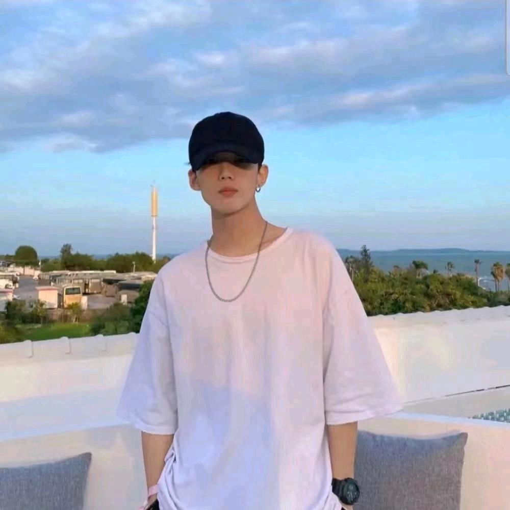 本是青灯不归客