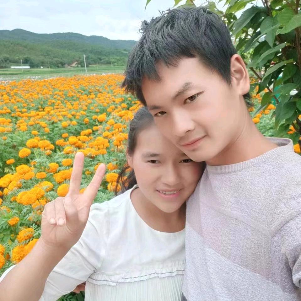 云南小友友