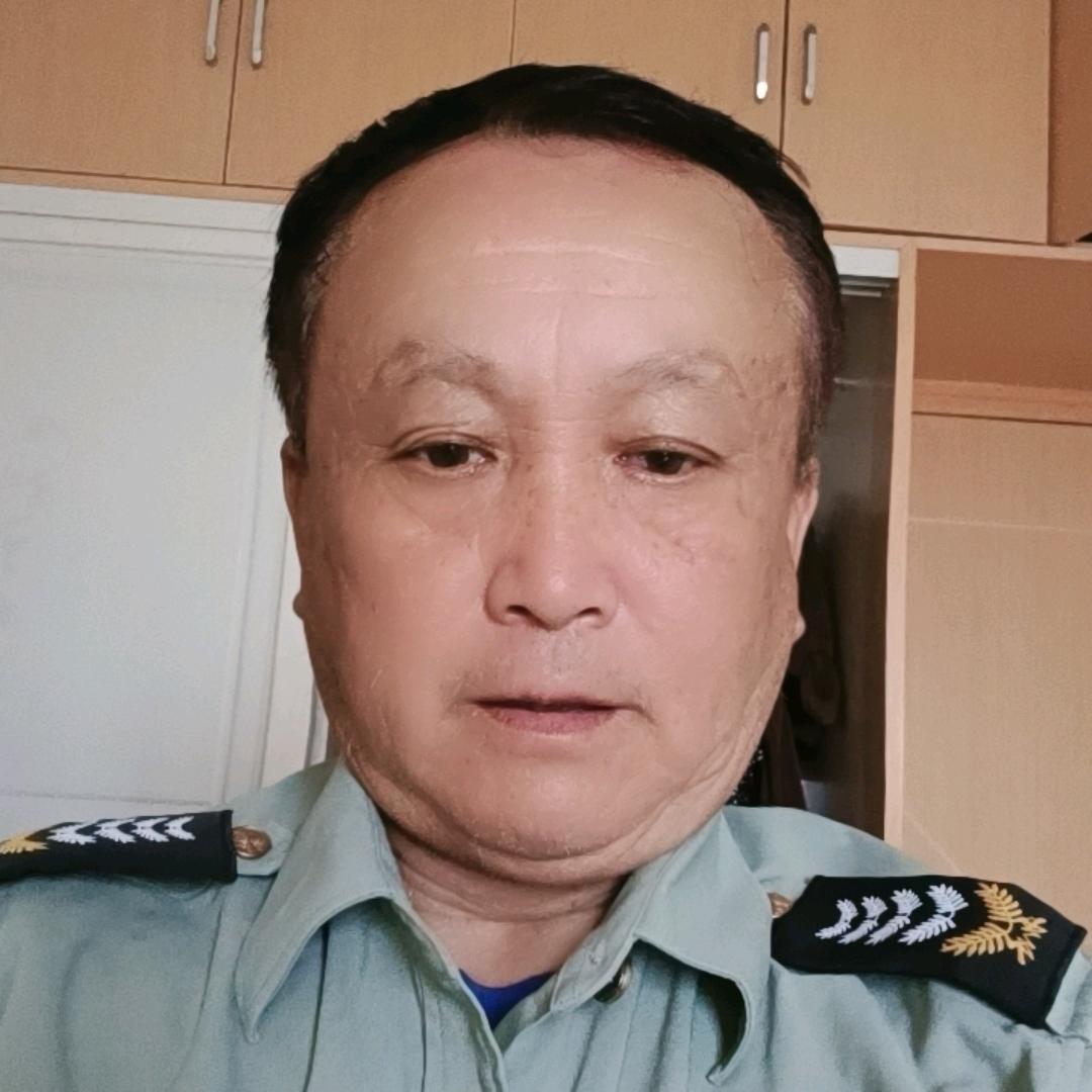 心想事陈    60岁十   保安