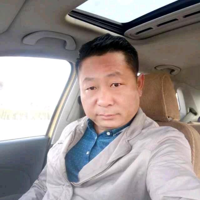 高速上的小蜗牛