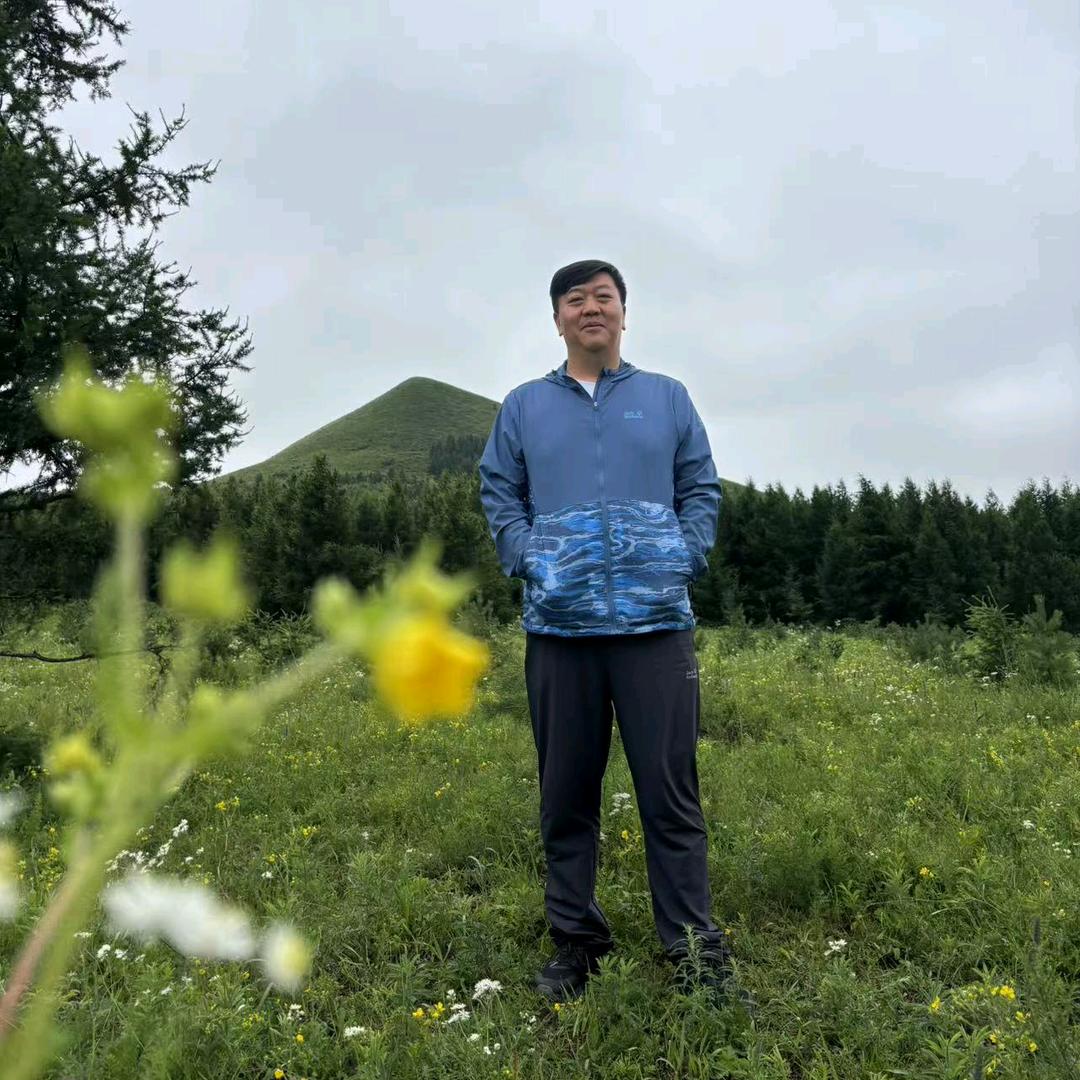 热河飞哥